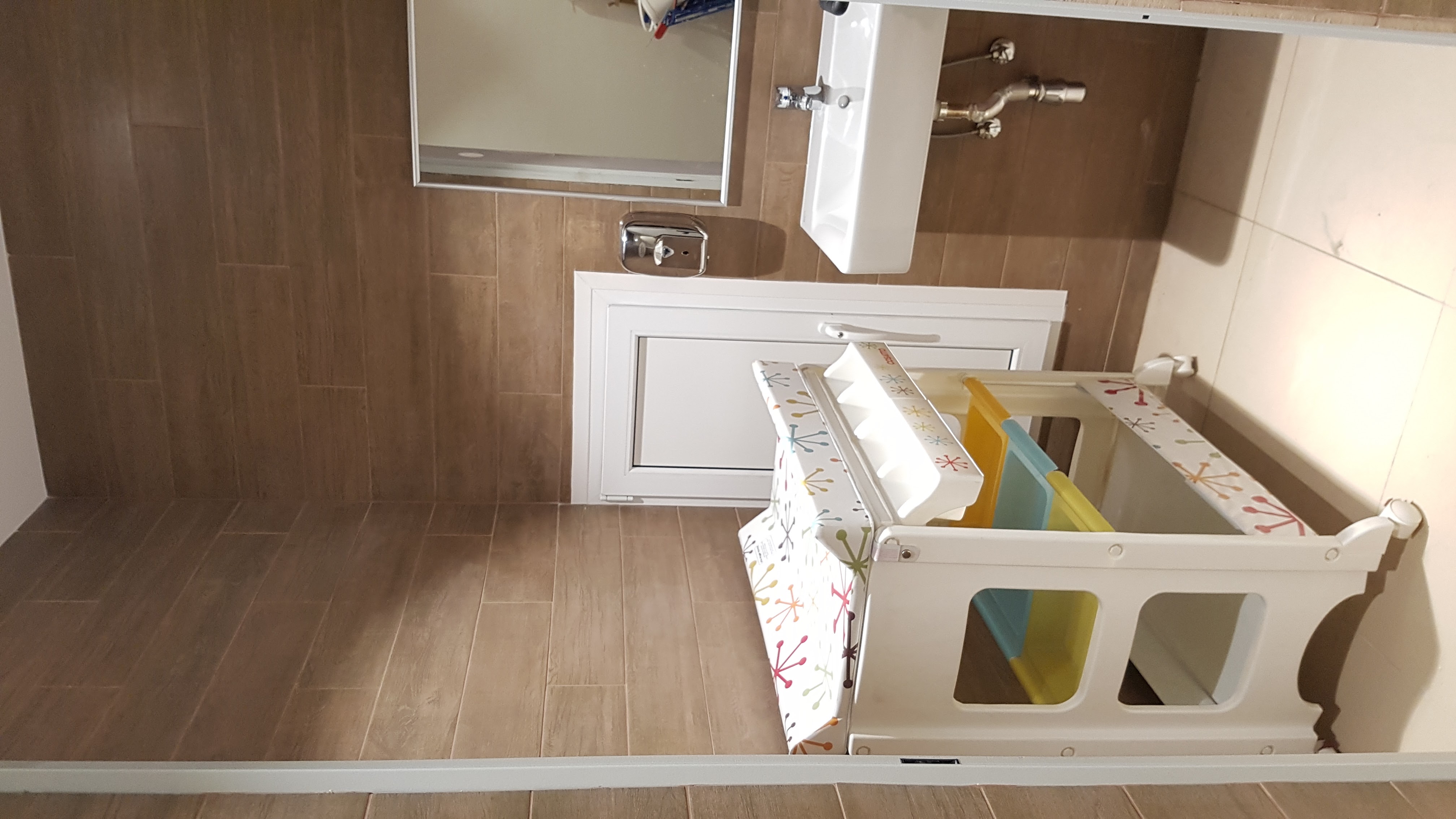 bai tomis constanta 1